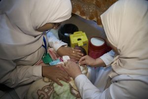 حملة تطعيم ضد شلل الأطفال من عمر يوم حتى خمس سنوات