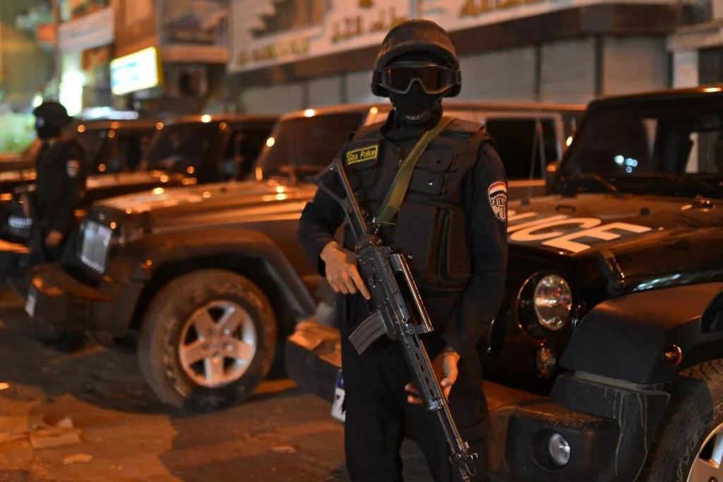 Photo: Egyptian Security Forces. © Amr Sayed / ApaImages